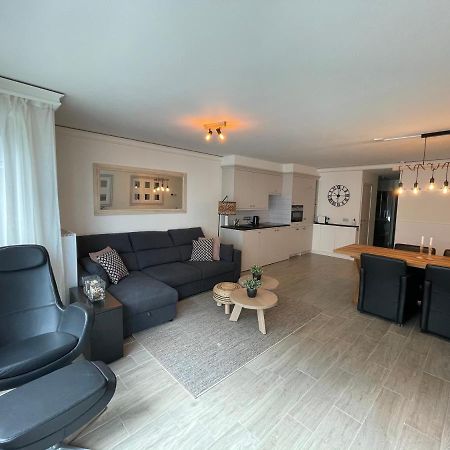 Cosy Appartement- 2 Slaapkamers Schuin Zeezicht Met Garage Кнокке-Хейст Экстерьер фото