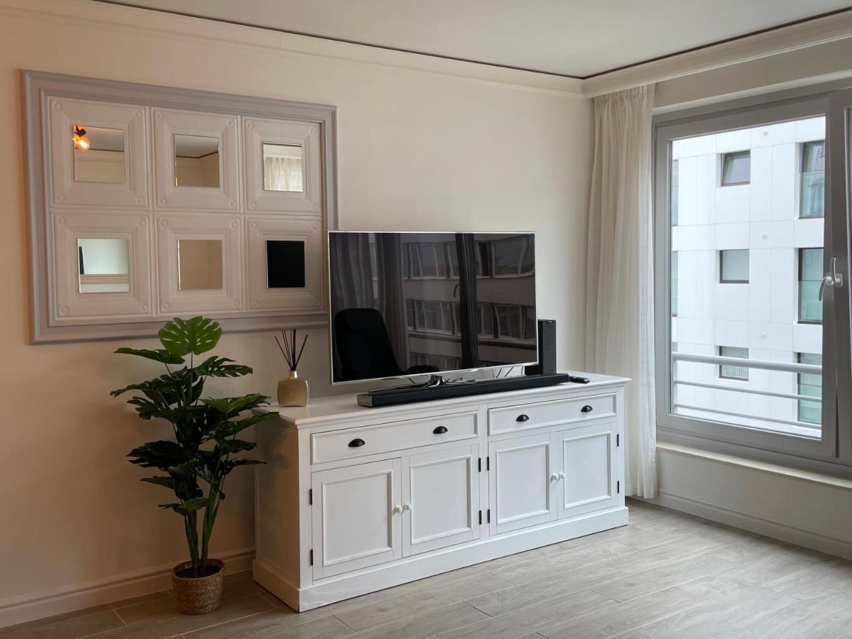 Cosy Appartement- 2 Slaapkamers Schuin Zeezicht Met Garage Кнокке-Хейст Экстерьер фото